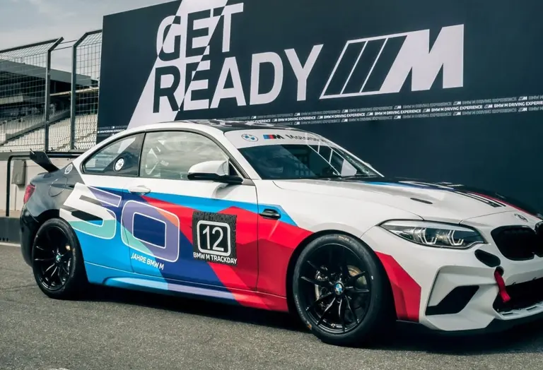 Taxi_BMWM2